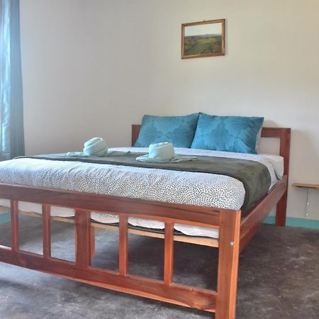 Mama'S Homestay Ruteng Exterior foto